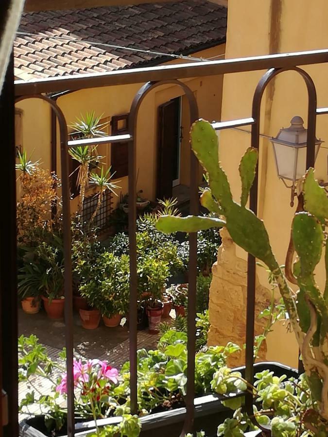 Aljama - Downtown B&B Agrigento Exterior foto